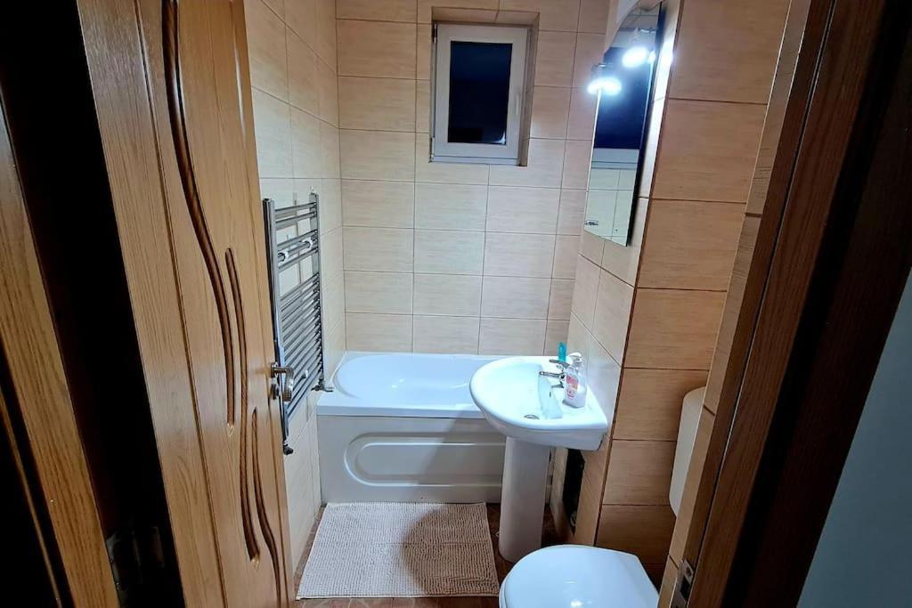 Apartament Violeta Gura Humorului Kültér fotó